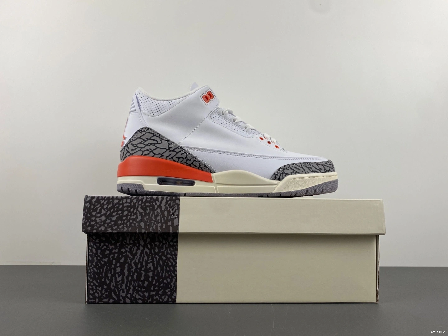 Jordan The Air 3 “Georgia Peach” CK9246-121  0117